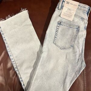 BNWT Light Wash Denim Jeans